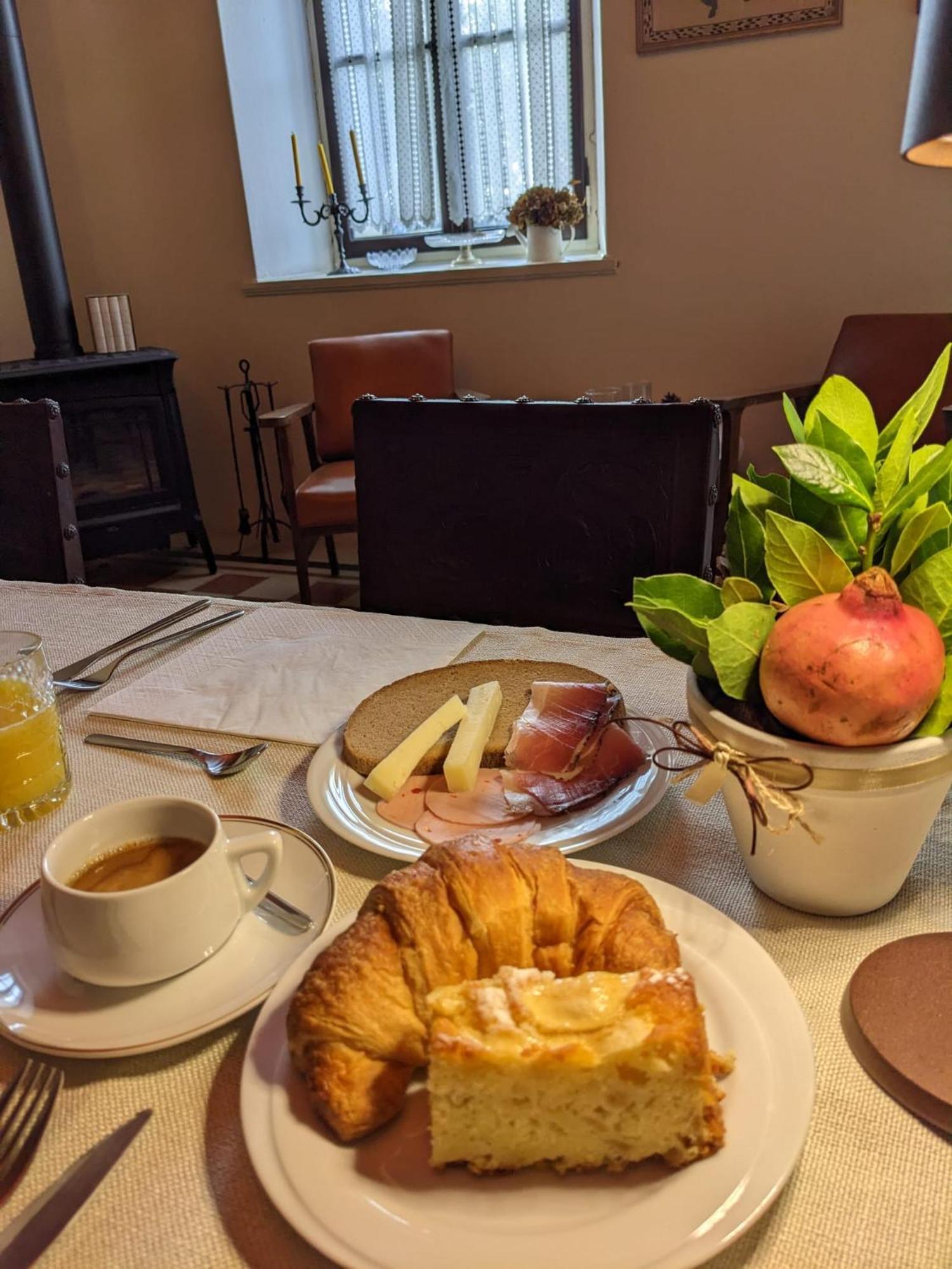Castel San Mauro Hotel โกริเซีย ภายนอก รูปภาพ